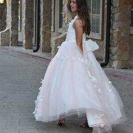 Tulle Flower Girl Pageant Dresses With Handmade Flowers 2020 New Baby Girl Party Wear Princess First Communion Dresses