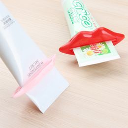 Multifunction Toothpaste Squeezer Wholesale Sexy Hot Lip Kiss Bathroom Tube Dispenser Squeezer Home Tube Rolling Holder Squeezer HHE1378