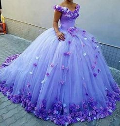 2021 Princess Lavender Off Shoulder Quinceanera Dresses 3D Rose Flowers Appliques Puffy Ball Gown Sweet 16 Birthday Prom Party Dress