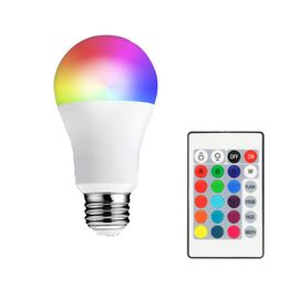 E27 LED ampuller 16 Renk Değiştiren RGB RGBW Ampul lambası 85-265V RGB LED Işık Spot Ir uzaktan kumanda