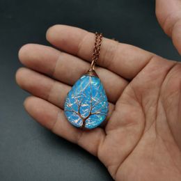 Avvolgimento in filo di rame Collana con albero della vita con goccia d'acqua Colore che cambia ondulazione Power Stone Collane gioielli hip hop