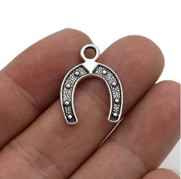 200Pcs alloy U Horseshoe Charms Antique silver Charms Pendant For necklace Jewellery Making findings 24x18mm