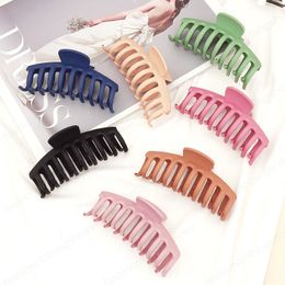 New Fashion Sweet and versatile simple large 11cm hair clips matte Colour bath hair catch Women girl for Hair Accessori