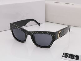 New Fashion Women Designer Sunglasses 4358 Charming Cat Eyes Frame Simple Popular selling Style top Quality Uv400 Protection Eyewea