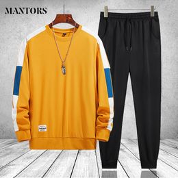 Mens Sweatsuits Winter Spring Patchwork Tracksuit Sportswear Men's Running Track Suit Set 4XL Jogger 2 PCSMale Hoodie Sweatpants 201124