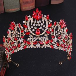 2021 new Vintage Baroque Bridal Tiaras Accessories Prom Headwear Stunning Sheer Crystals Wedding Tiaras And Crowns 1912