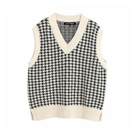 Women Fashion Oversized Knitted Vest Sweater V Neck Sleeveless Side Vents Loose Female Waistcoat Chic Tops 201202