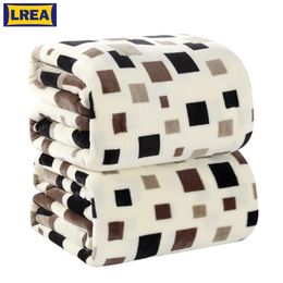 LREA 4sizes Home textile Square plaid European Style Printed Geometric Chocolate Hand Wash a warm flannel blanket on the bed LJ201127