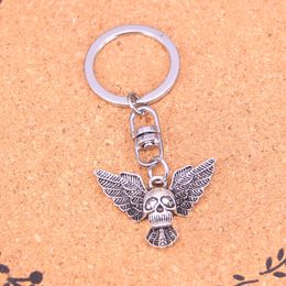 Fashion Keychain 34*25mm fly skull bat Pendants DIY Jewelry Car Key Chain Ring Holder Souvenir For Gift