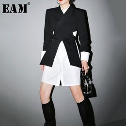 [EAM] Women Black Cross Split Joint Blazer New Lapel Long Sleeve Loose Fit Jacket Fashion Tide Spring Autumn 1T447 201023