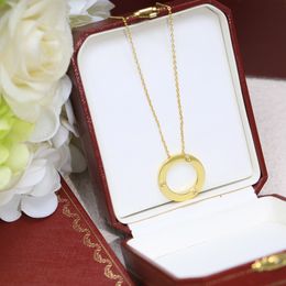 Classic Necklace Luxury Designer Jewellery Diamonds 3 Colours Pendants Neckwear Mens Womens Ring Necklaces Wedding Party Neck Ornaments