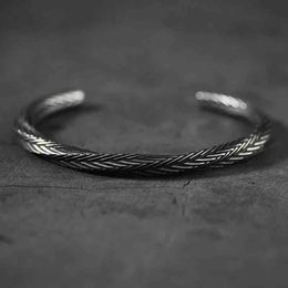 2022 tendência nórdico viking padrão pulseira pulseiras para homens pulseras hombre titânio pulseira de aço moda jóias