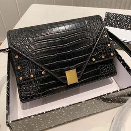 Designer- women crossbody bag ladies message bag Alligator handbag Flap shoulder crossbody bag 24cm high quality
