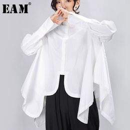 [EAM] Women Pleated Big Size Irregular Blouse New Lapel Long Sleeve Loose Fit Shirt Fashion Tide Spring Autumn LJ200831