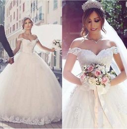 2022 Princess Off The Shoulder Wedding Dresses Bridal Ball Gown Lace Appliques Plus Size Garden Chapel Bride Dress Back Lace-Up Custom Made Ivory Vestidos De Novia