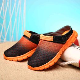 Slippers Nieuwe Mannen Vrouwen Zomer Sandaal Mesh Ademend Gewatteerde Strand Slippers Schoenen Effen Platte Bad Slippers Plus Size 36 46 Zapatos 220308