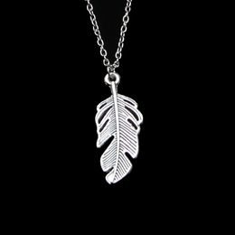 Fashion 40*16mm Feather Pendant Necklace Link Chain For Female Choker Necklace Creative Jewelry party Gift