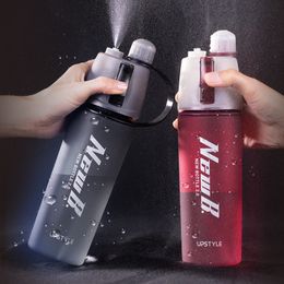 NANGUFANG/Tritan 600Ml Spray Plastic Water Bottle Cool Summer Sports Fitness Kettle Portable Travel Outdoor Moisturizing Kettle 201105