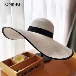 Elegant Style Summer Large Brim Straw Hat Floppy Wide Brim Black White Sun Cap Beach Foldable Hats New Hats for Women Lady Y200714