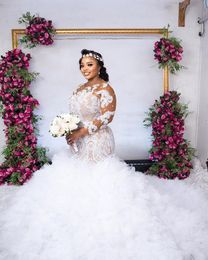 2022 Luxus Sexy Meerjungfrau Brautkleider Sheer Long Sleeves Spitze Kristall Perlen Rüschen Tiered Braut Brautkleider Elegante Robe De Mariee