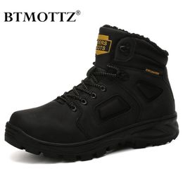 Leather Men Boots Winter Waterproof Warm Fur Snow Boots Men Winter Work Casual Shoes Outdoor Military Combat Ankle Boots BTMOTTZ 201204