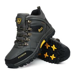 Brand Men Winter Snow Boots Waterproof Leather Sneakers Super Warm Men's Outdoor Male Hiking Boots Work Shoes Size 39-47 201110