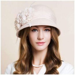 Stingy Brim Hats Lady Autumn Winter Hat Female Fedoras Wool British Fashion South Korea Style With Flower B-11581