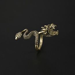 More Style Snake Dragon Shape Smoking Portable Dry Herb Tobacco Cigarette Holder Finger Ring Support Ornament Innovative Design Cigar Tips High Quality Clip