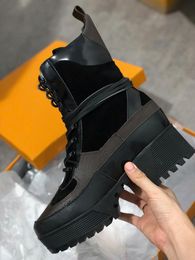 Heißer Verkauf Frauen Winter Stiefel Mode Kuh Split Leder Blockabsatz Schnee Stiefel Hohe Quanlity Frauen Schwarz Braun Blume Mode boot Schuhe