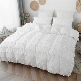 Nordic Style Bedding Sets Modern Minimalist Quilt Cover Solid Colour Duvet Covers Pillowcase Plush Flower Double Bed(No sheets) 220208