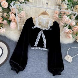 Sexy Halter Lace Patchwork Short Blouse For Women Casual Puff Sleeve Velvet Shirt Female Black Tops Fashion Autumn Winter 220122