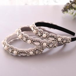 Hair Clips & Barrettes TRiXY S274-FG Beautifully Pearl Beaded Baroque Headband Crystal Wedding White Bridal Tiara Designer Crown1