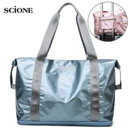 Wet Dry Sports Bag Waterproof Gym Bag Zip Extension At Bottom Nylon Traveling Hand Luggage Bag Training Handbags Q0113