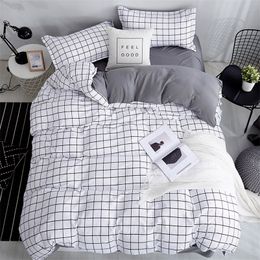 Bonenjoy Queen Size Bedding Set White Colour Black Plaid Microfiber Reactive Printed King Size Bed Linen Sets For Bedroom Kit 201021