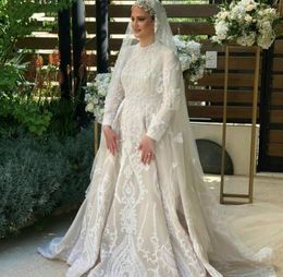 Graceful Saudi Arabia Muslim Champagne Wedding Dresses Appliqued Pattern Lace Long Sleeves Islamic Modest Long Bridal Dress Wedding Gowns