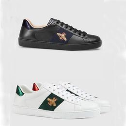 White Casual Shoes Mulheres viajam 100% de couro com tênis de laço masculino Designer Running Trainers Letters Woman Shoe Flat Treiners Impresso Men Ginásio Tênis Tamanho 34-45