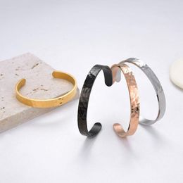 Bangle Fashion Couple Bump Bracelets Men Black Punk Stainless Steel Gold Women Watch Jewelry Accessories 2022