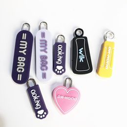 pvc patch rubber key chain 3d patch rubber patch wholesale for clothing for Bag,brand names,shoes