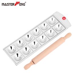 12 Holes Round Ravioli Molding Plate with A Rolling Pin Pasta Cutter Tool Aluminum Dumpling Maker MF-12RO 201023