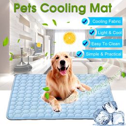 S/M/L/XL Size Pet Cooling Mat Summer Ice Pad CoolCore Fabric Dog Beds Sofa Cushion Blanket for All Pets Breathable Cooling Mats 201130