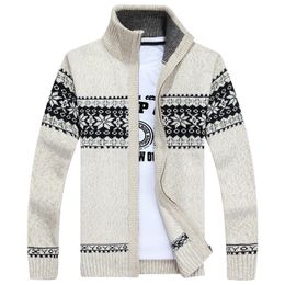 New MANTLCONX Arrivals Patchwork Sweater Windbreaker Warm Fashion Cardigan Men Sweatercoats Brand Knitted Sweaters 201118 coats s