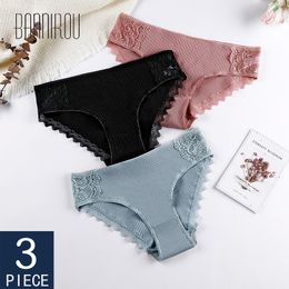 Woman Underwear Lace Cotton Briefs Female High Quality Soft Breathable Panties Underwear For Woman Briefs 3 Pcs New BANNIROU LJ200822