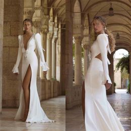 New Arrival Mermaid Wedding Dresses Modern Crystal Bridal Gown Sexy V Neck Side Split Ruffles Satin Sweep Train Vestidos De Novia