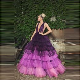 Contrast Color Shiny Backless Evening Gowns Purple Grape Long Prom Dresses With Deep V Neck Chic Tiered Tulle Cutaway Sides Party vestido