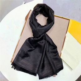 Luxurys Women's shining silk Scarf Autumn/Winter scarf Shawls Casual business thin soft shawls can be supplied in gift boxes
