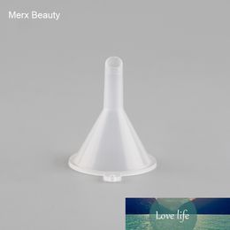 Clear Plastic Mini Small Funnels/Filler, Perfume Liquid Essential Oil Splitter, DIY Hot Filling Lab Funnels Packing Tool