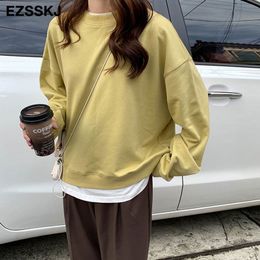 Fake 2 pieces spring autumn loose hooded top two piece set women tracksuits solid color sweatshirts female shorts elastic waist 201102