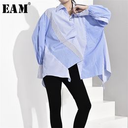 [EAM] Women Blue Striped Asymmetrical Oversized Blouse New Lapel Long Sleeve Loose Fit Shirt Fashion Spring Autumn LJ200811