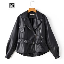 Ly Varey Lin Faux Soft Leather Loose Short Jackets Women Vintage Black Pu Motorcycle Rivet Zipper Punk Overcoat With Belt 210201