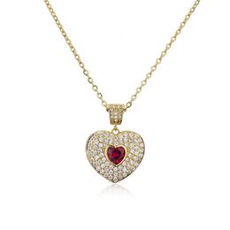 Pendant Necklaces Luxury Style 18k Gold Plated Heart Shaped Rhinestone Diamond Mama Necklace